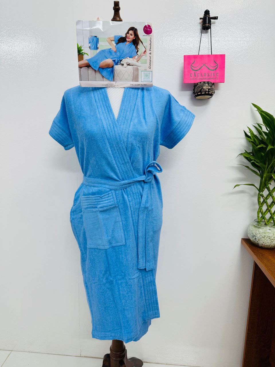 Quick Dry Comfort: The Absorbent Bath Robe for Effortless Drying. Princess Brand
