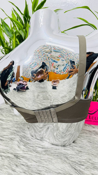 Thailand style bras Paddles and wireless light weight bra