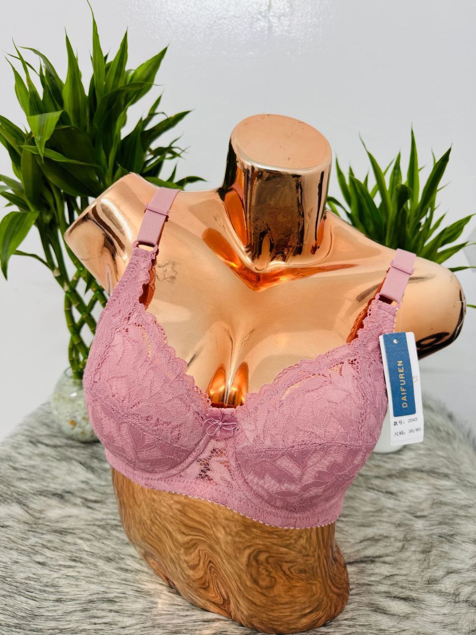 Unlined & Defined: The Padless Wired Bra (Cup Size C)