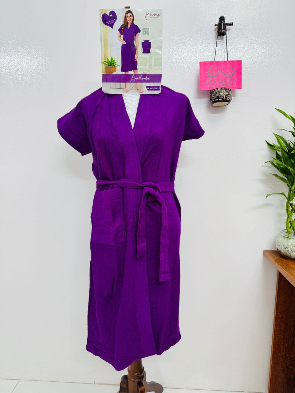 Quick Dry Comfort: The Absorbent Bath Robe for Effortless Drying. Princess Brand